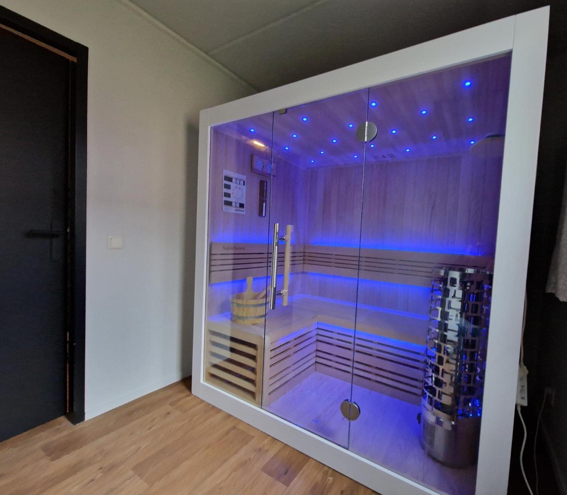 Luxe Vakantiehuisje - Sauna - Natuur - Strand Ewijk Esterno foto